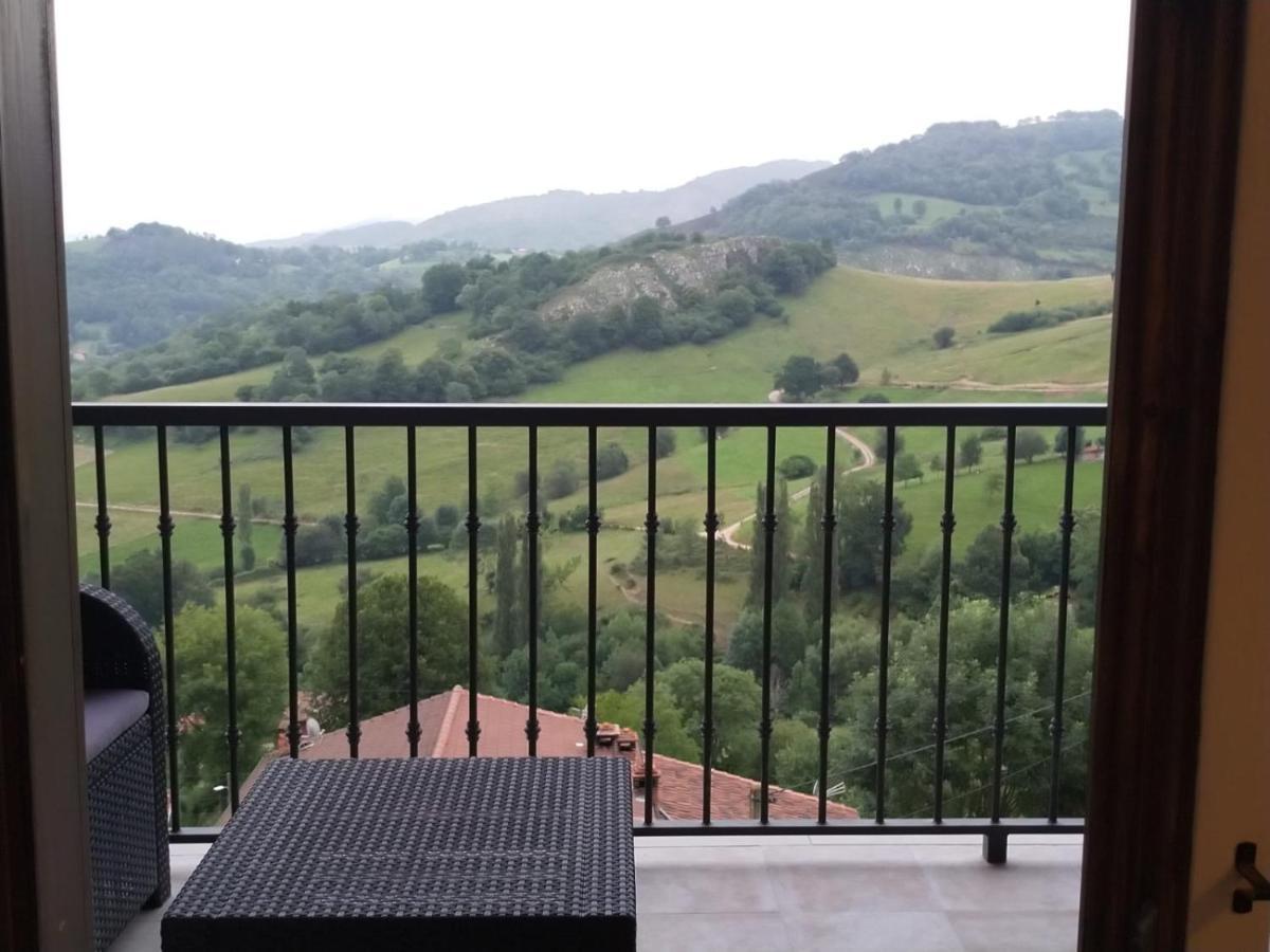 Apartamentos El Llanin Cangas de Onis Exterior photo