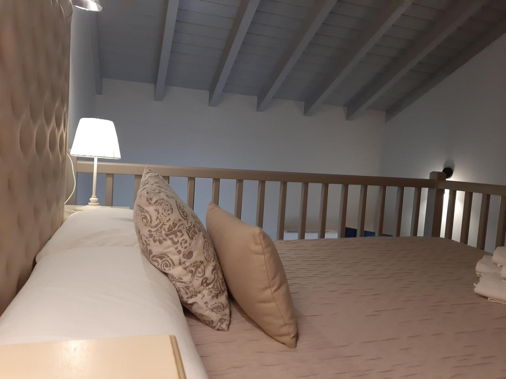 Apartamentos El Llanin Cangas de Onis Room photo