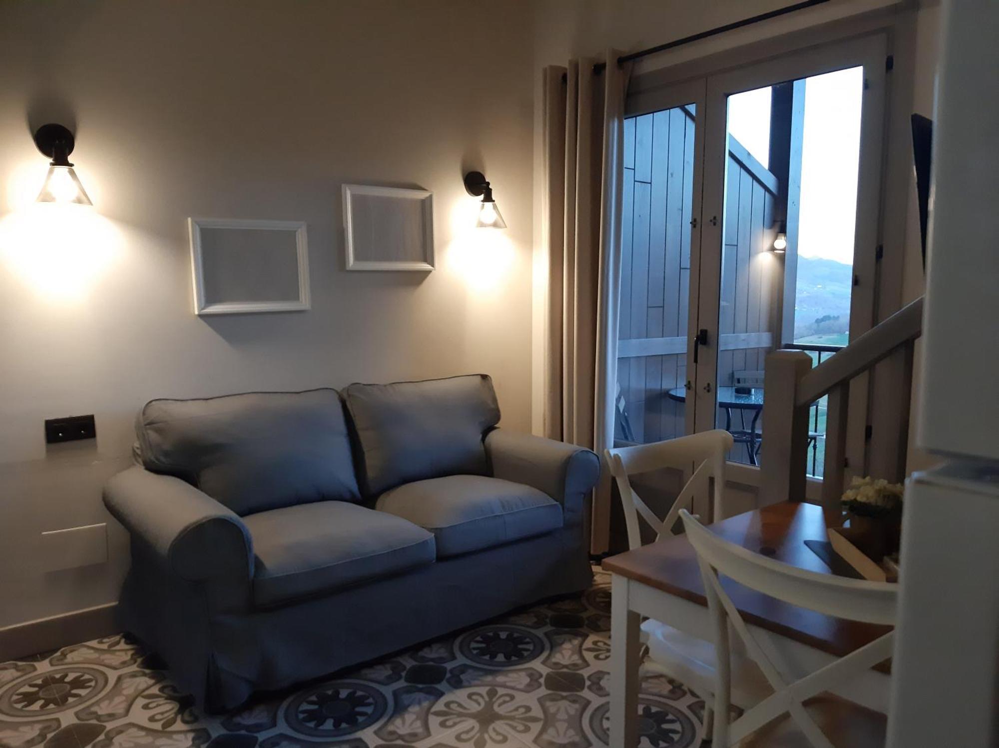 Apartamentos El Llanin Cangas de Onis Room photo