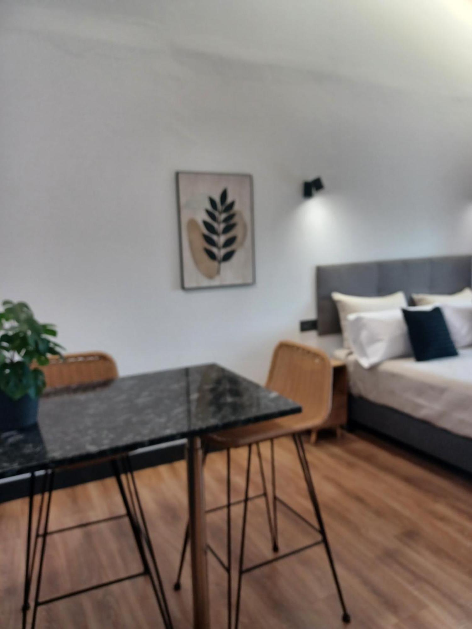 Apartamentos El Llanin Cangas de Onis Exterior photo